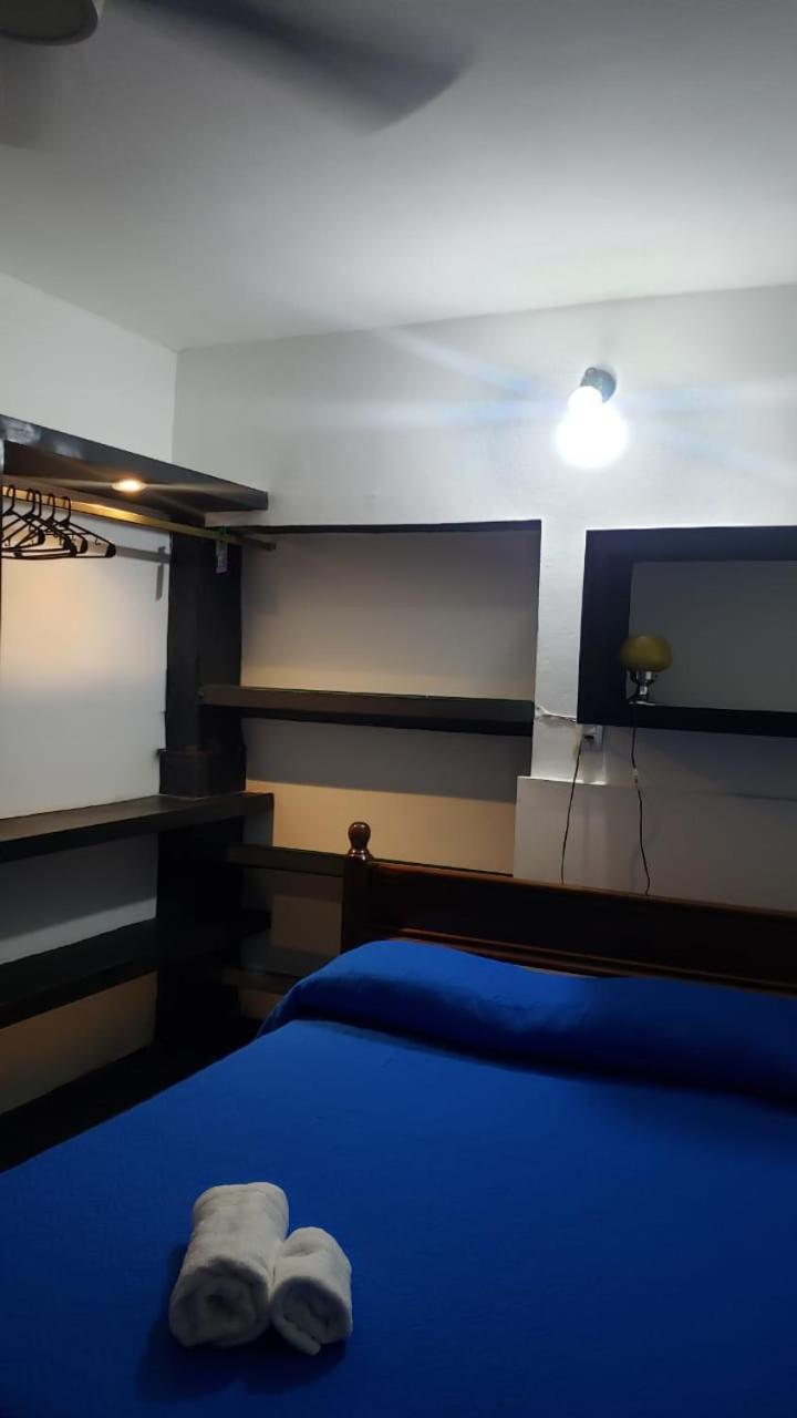 Casa Con Garaje Sobre Avenida Santiago del Estero